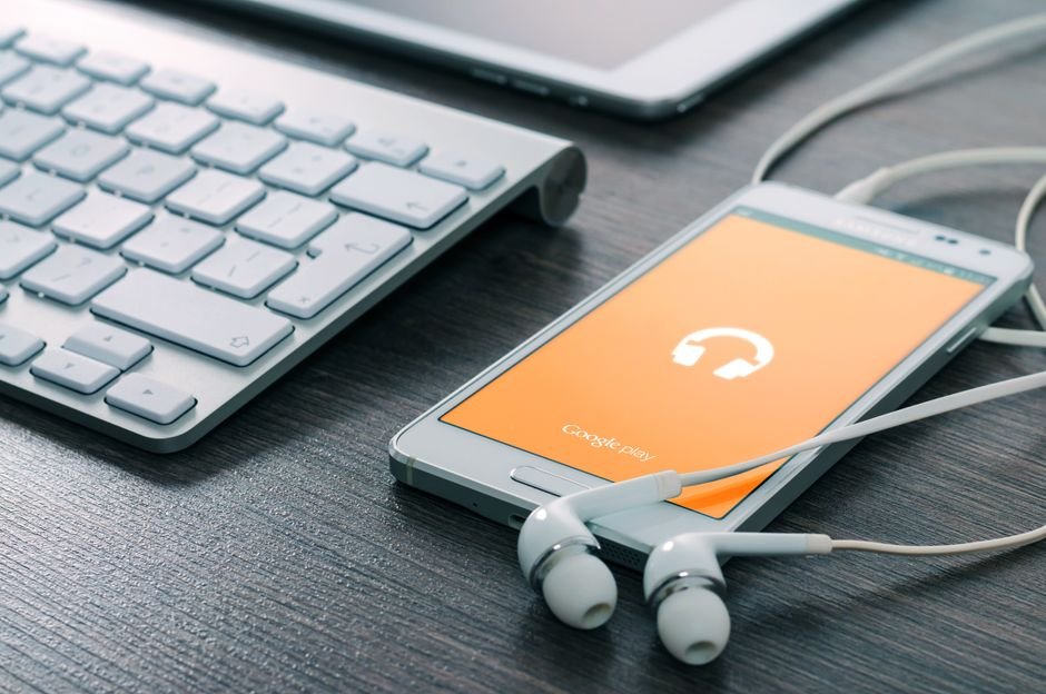Free AI music players are forcing a reality check on the streaming giants