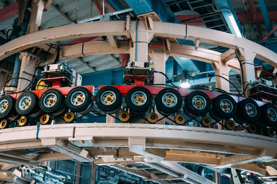 US-Canada trade war escalates as Trump threatens tariff hike on autos after Carney vows to retaliate