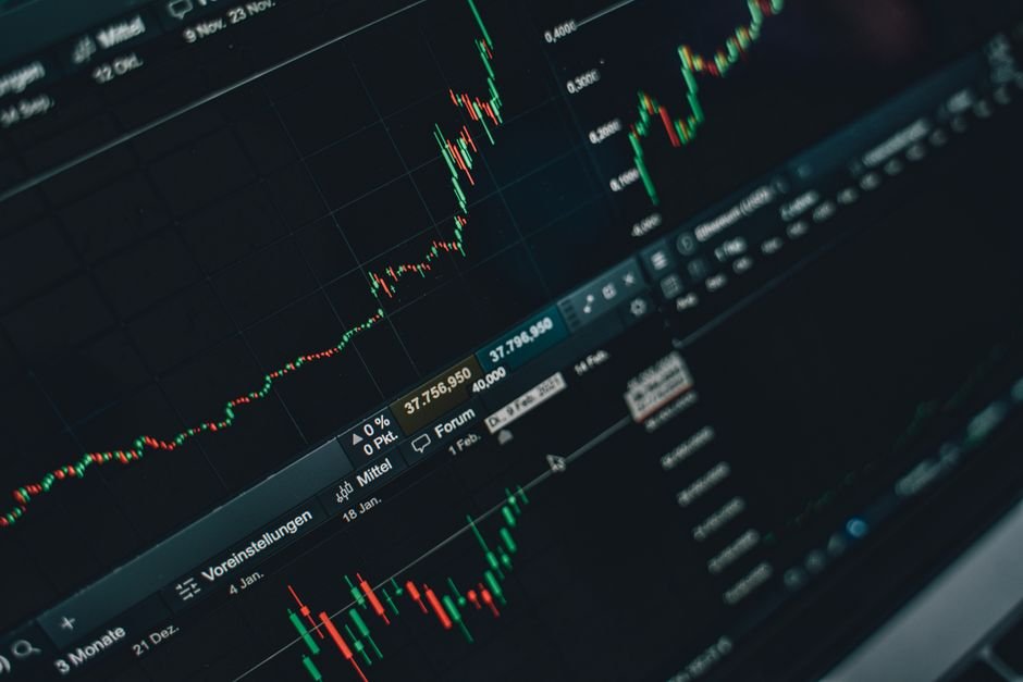 UK long-term borrowing costs hit highest since 2008 ahead of October Budget